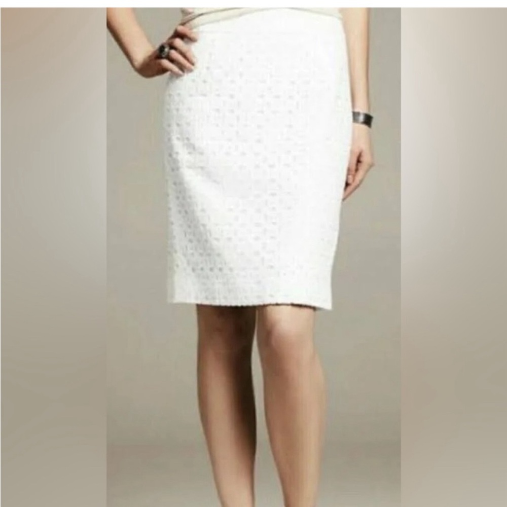 Banana Republic white eyelet skirt